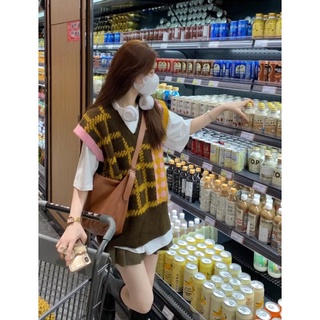 Áo gile len kẻ caro