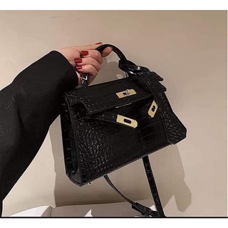 Túi xách H.M Size 20 Da Rắn Hottrend (CÓ ẢNH THẬT)