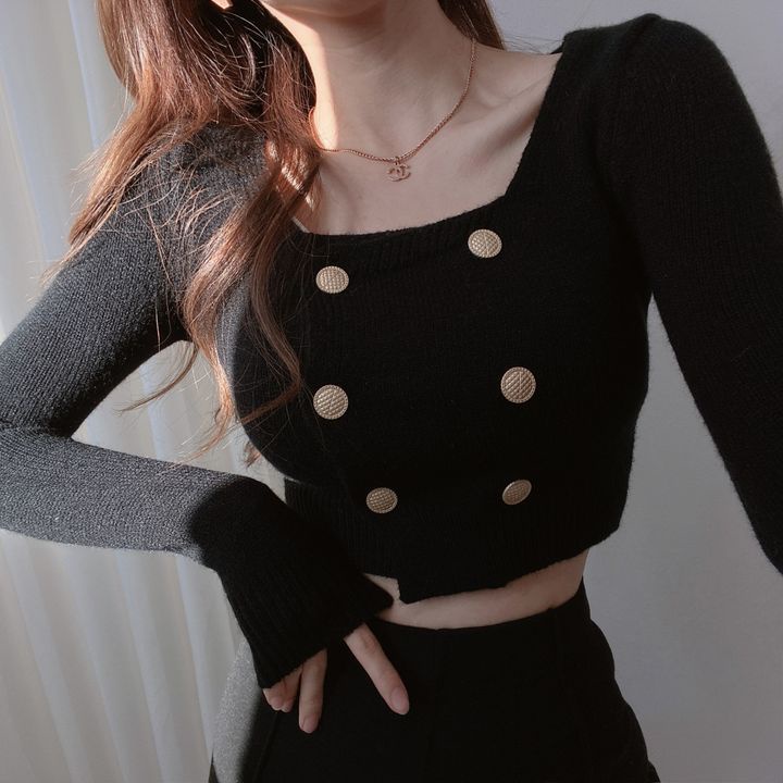Áo sweater cổ vuông phối hàng nút kiểu dáng thoải mái thanh lịch