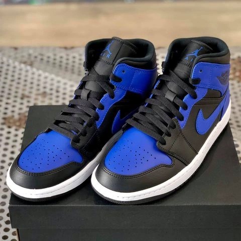 Giày chính hãng Nike Air Jordan 1 Mid 'Hyper Royal' - 554725 077