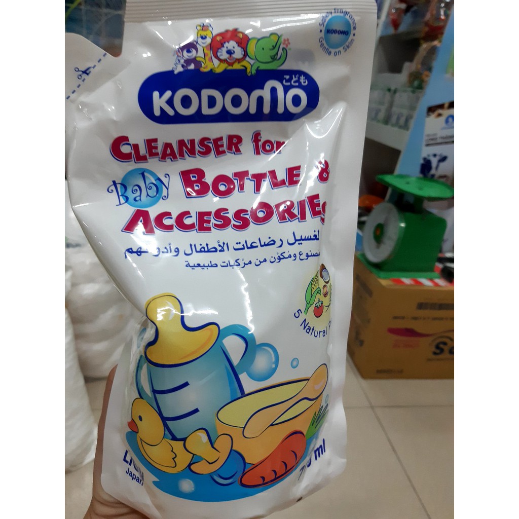 Nước Rửa Bình Sữa KODOMO Gói 700ml Cleanser For Baby Bottle & Accessories