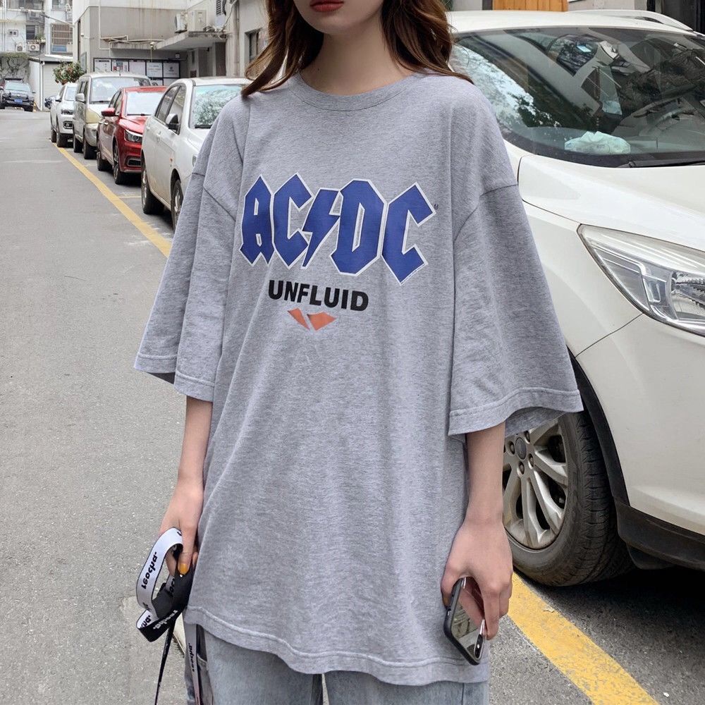 Áo thun tay lửng in họa tiết form rộng cá tính dành cho nữ áo thun trơn tay cộc