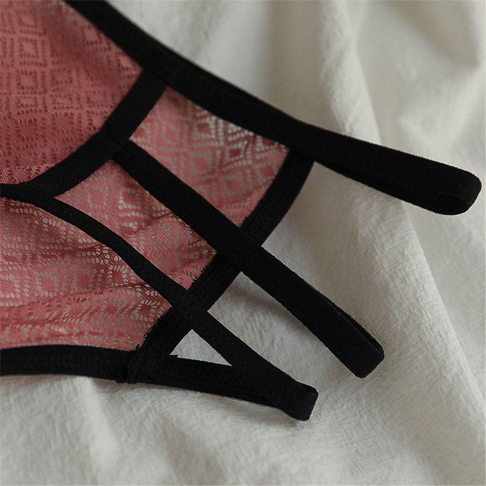 Lay Quần Lót Khoét Rỗng Lưng Vừa Gợi Cảm