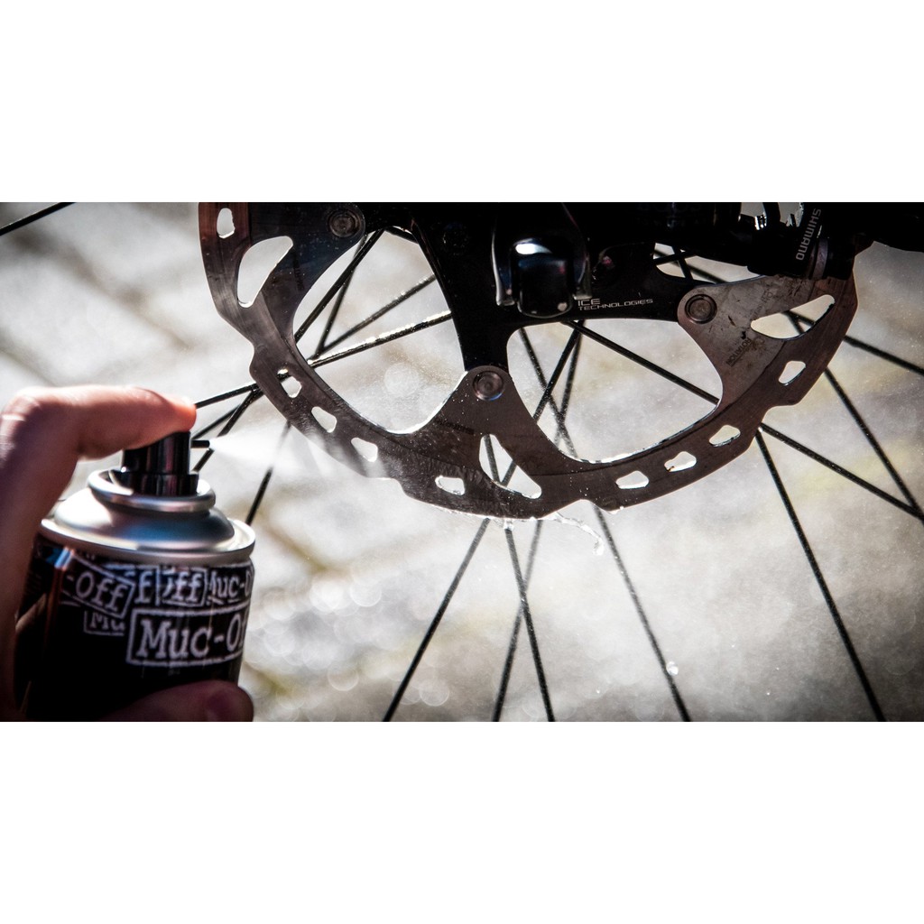 Dung Dịch Tẩy Rửa - Tái Tạo Độ Ẩm Thắng Đĩa MUC-OFF Disc Brake Cleaner, Workshop Size, 750Ml