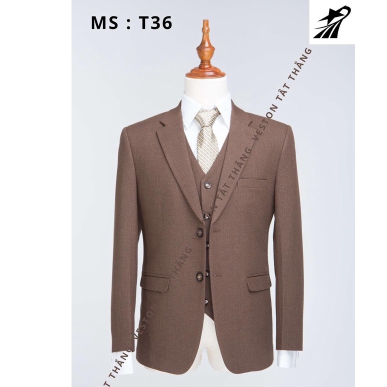 Vest nam trung niên với những bộ vest TẤT THẮNG sự khác biệt lớn nhất là 1 bộ có đi kèm với áo gile cùng màu