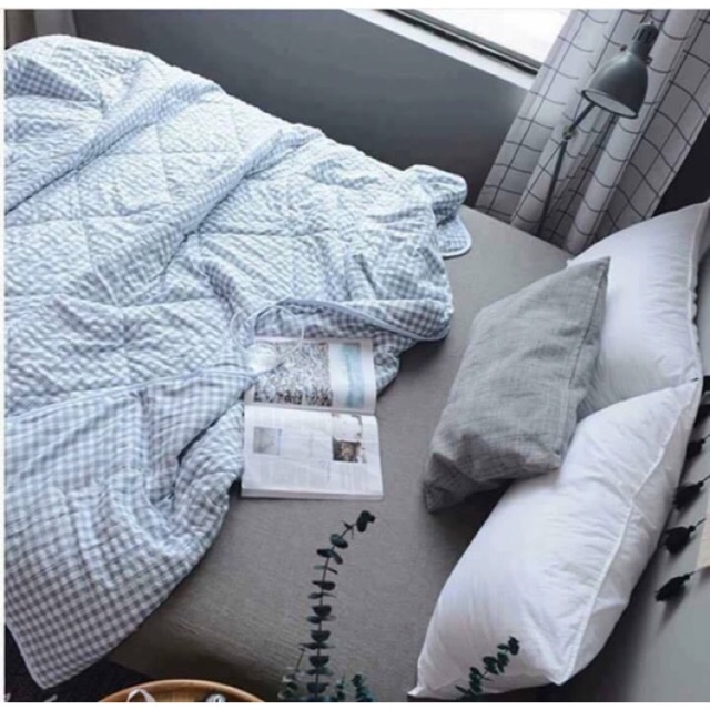Chăn muji ( tặng quần tất muji)