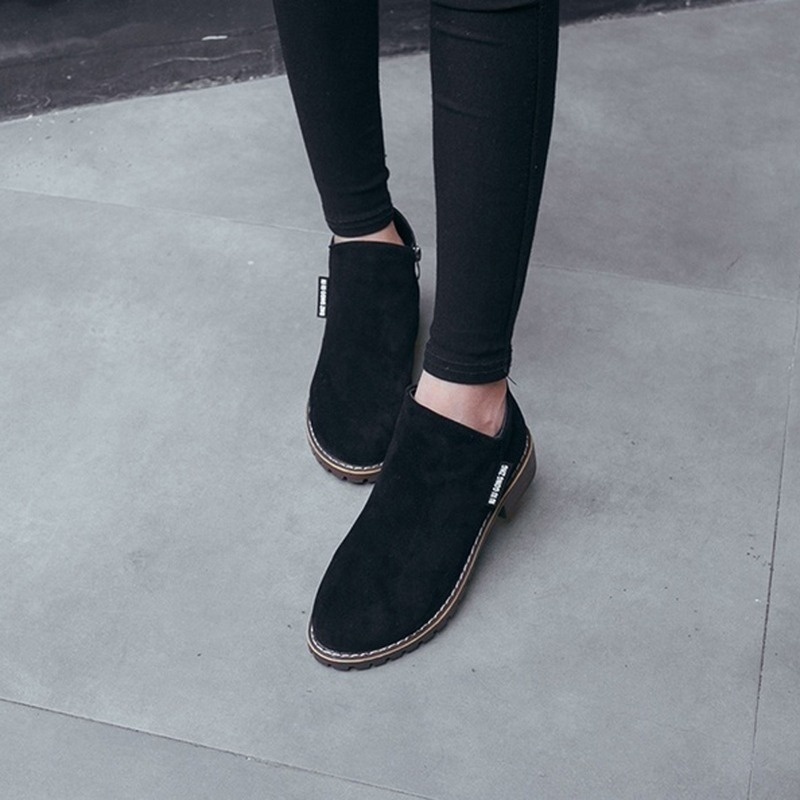 Giày bốt cổ ngắn đế bằng vải nhung phong cách Anh Quốc size 35-40 cho nữ