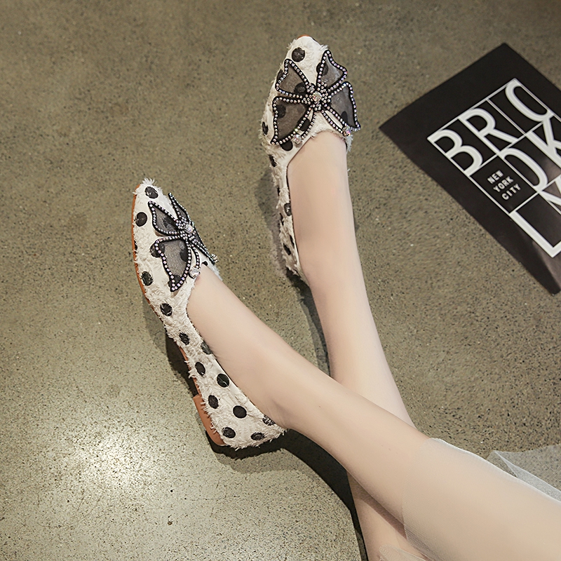 Giày búp bê đế bệt mũi nhọn phong cách vintage | BigBuy360 - bigbuy360.vn