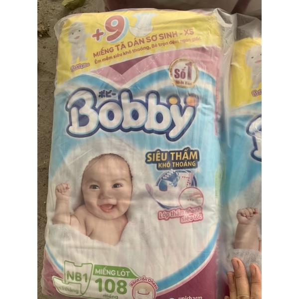 Miếng lót Bobby Newborn 1 108 miếng + 9 XS