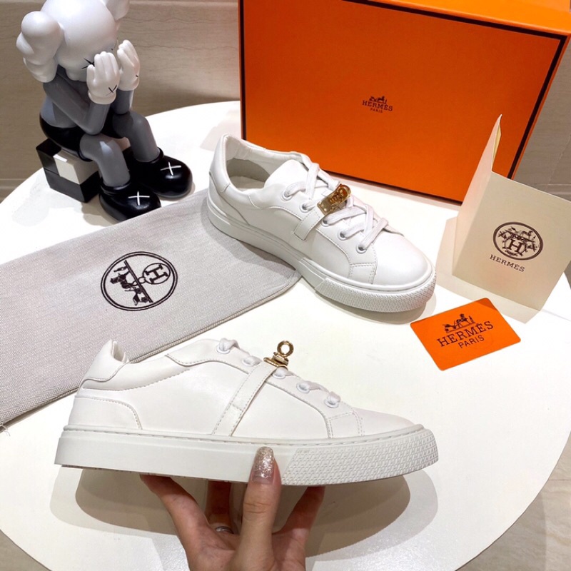Giày trắng Hermes 2021 mới thu đông giới hạn cao nhất