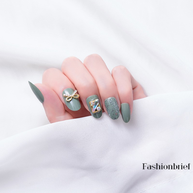 Set 24 miếng dán móng lấp lánh tông màu xanh lá