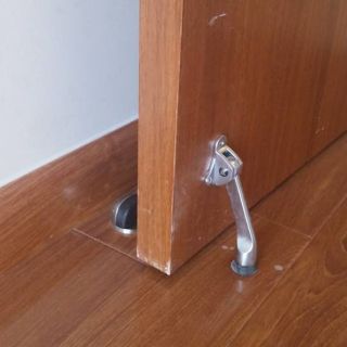 Combo 2 chốt chặn cửa móng ngựa