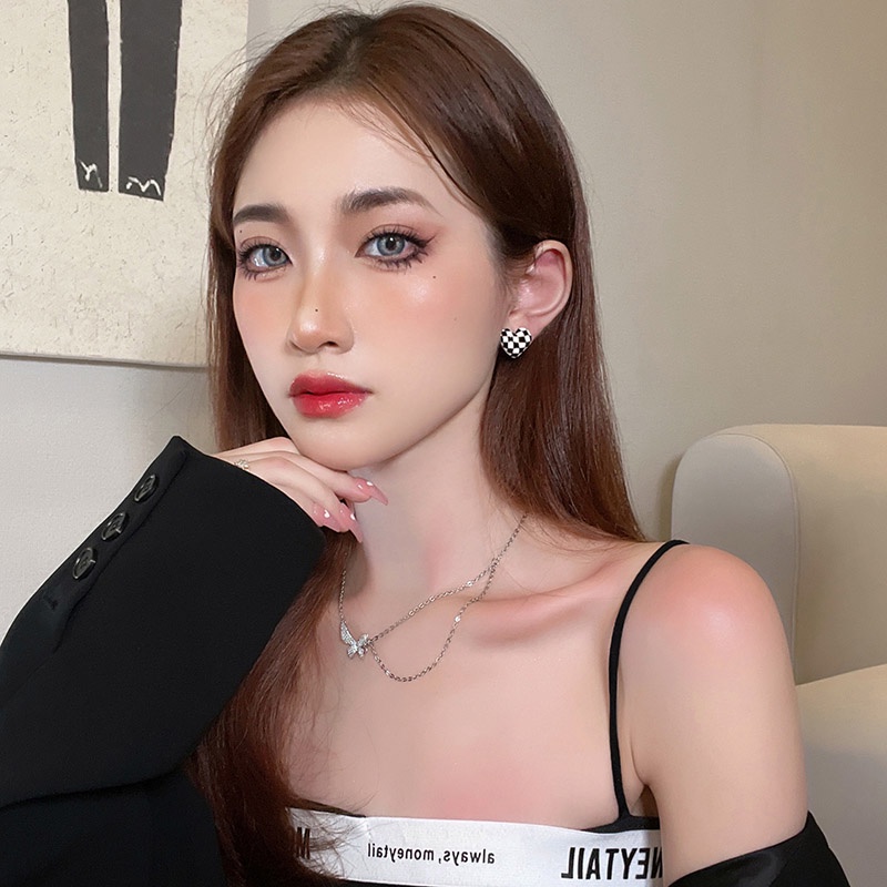 Đôi bông tai 2021 hình trái tim đơn giản
