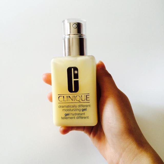 CLINIQUE Dầu dưỡng ẩm Clinique Dramatically Different Moisturizing Gel/Lotion 125ml