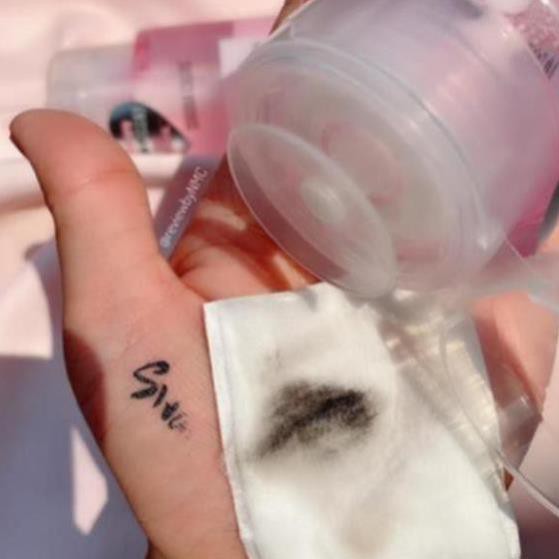 Nước tẩy trang không cồn Sivana Moisture tinh chất hoa hồng