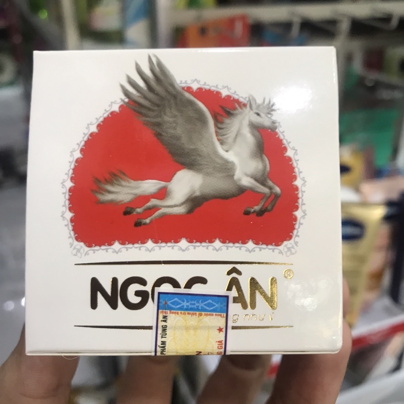 kem nám Ngọc Ân 12g(4 màu)