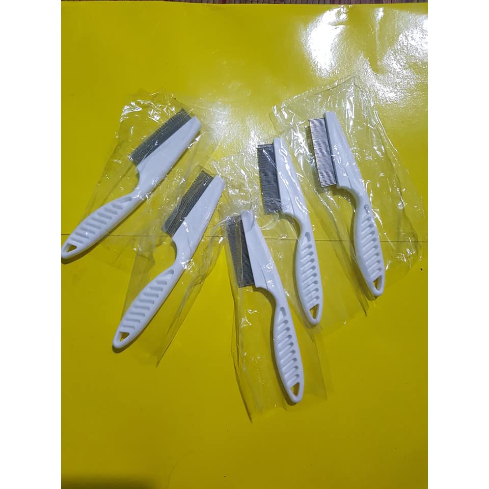 Lược chải ve bọ rận