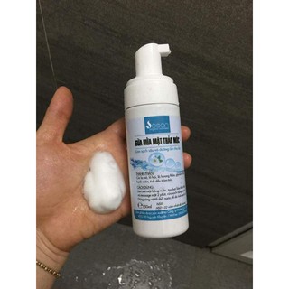 Sữa rửa mặt thảo mộc