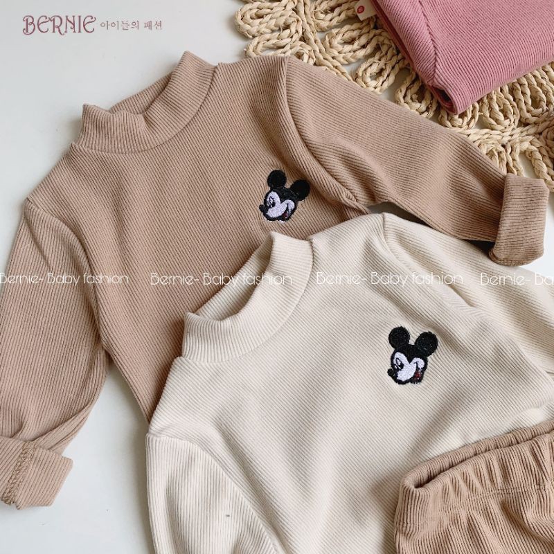 Bộ nhung tăm cho bé hoạ tiết micky siêu ấm, set quần áo dài tay dày dặn