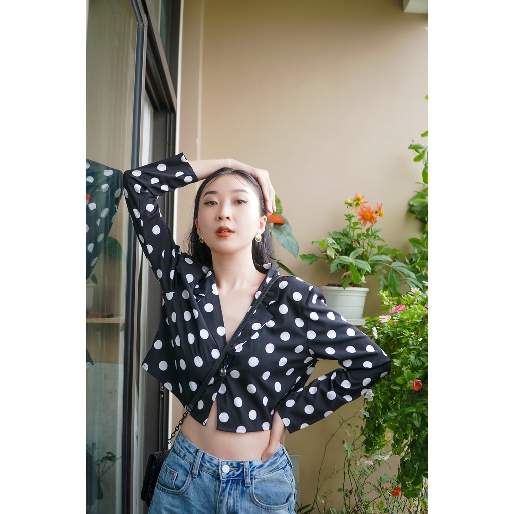 Áo Danton Chấm Bi Đen