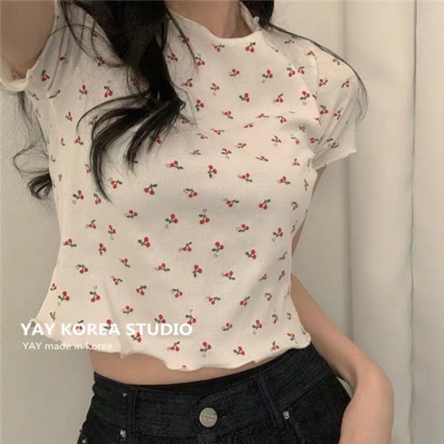 Áo croptop cherry 🍒