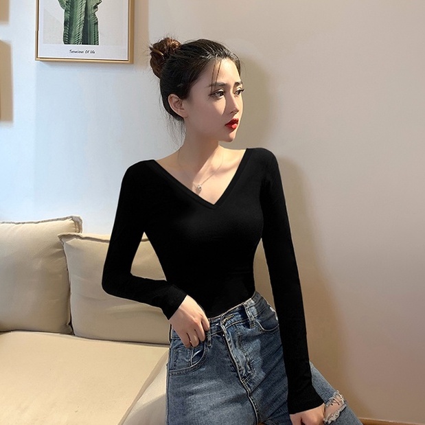 Áo phông nữ MACDOME dài tay dáng ôm body thun cotton trơn cổ tim màu đen trắng AG002