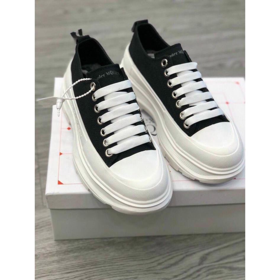 Giày sneaker 𝐌𝐜 𝐪𝐮𝐞𝐞𝐧 đen đế bánh mì mới nam nữ full box