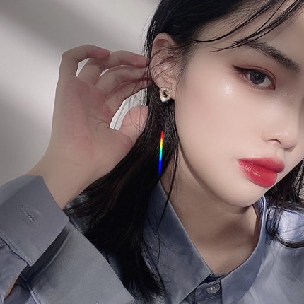 Khuyên Tai Đính Đá Phong Cách Hàn Quốc Mới