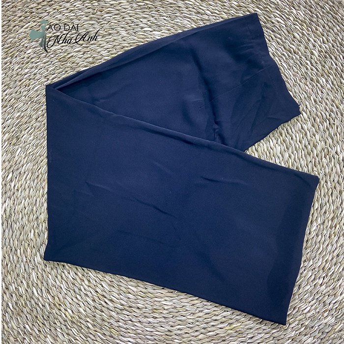 Áo dài cách tân gấm lụa vàng thêu lắc tay hoa sen thủ công - Áo Dài Nhã Anh AGL03