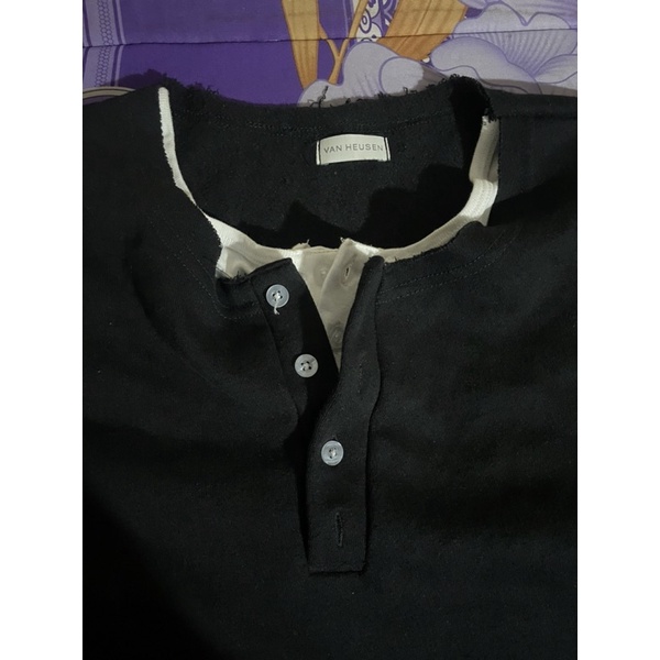 Áo tay dài có nút