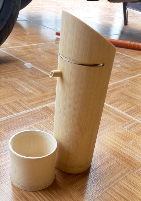 Bình rượu tre+ 2 ly tre