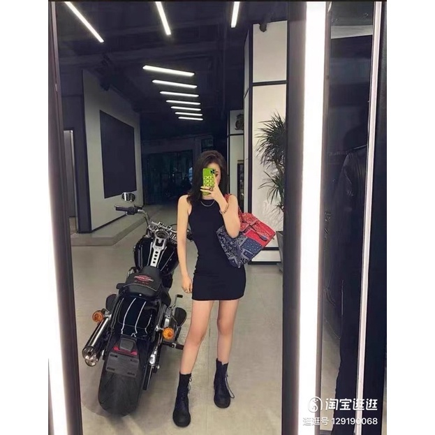 Đầm body ôm sát vai cổ tròn chất bo gân dày dặn quyến rũ
