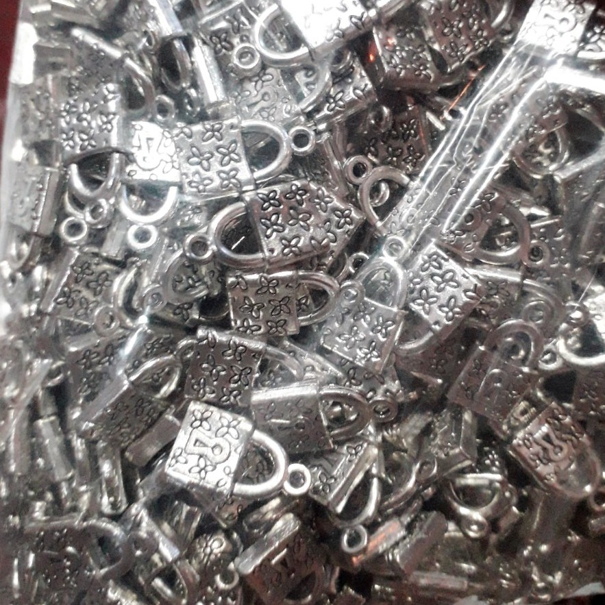 nguyên liệu charm giá rẻ : 50 gram giá 25k