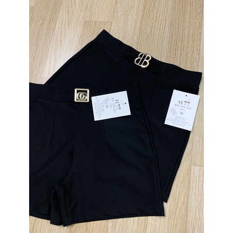 Quần legging đùi lửng nữ thể thao có túi vải Umi cạp chữ - Quần short nữ ngố mặc nhà dáng ôm bó sooc lưng chun tập gym | BigBuy360 - bigbuy360.vn