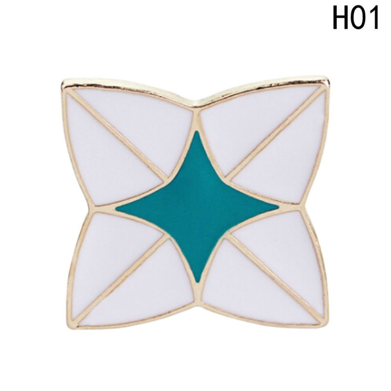 Ghim cài trang trí nhiều kiểu dáng xinh xắn