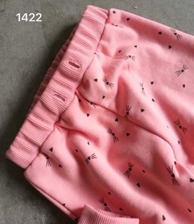 Bộ đồ bé gái chất liệu nỉ da cá