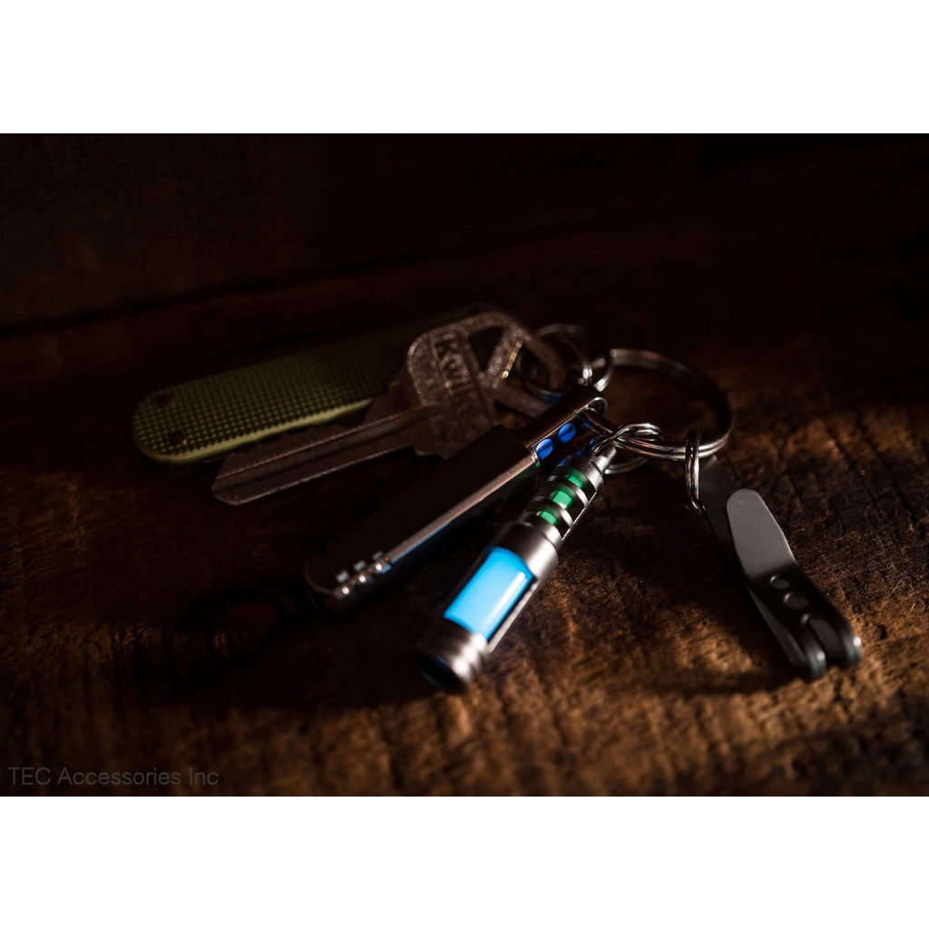 TEC-SCR-EA Isotope Chain Reaction Fob Aqua Glow