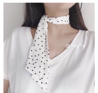 Khăn thời trang - Khăn choàng cổ chấm bi thắt nơ