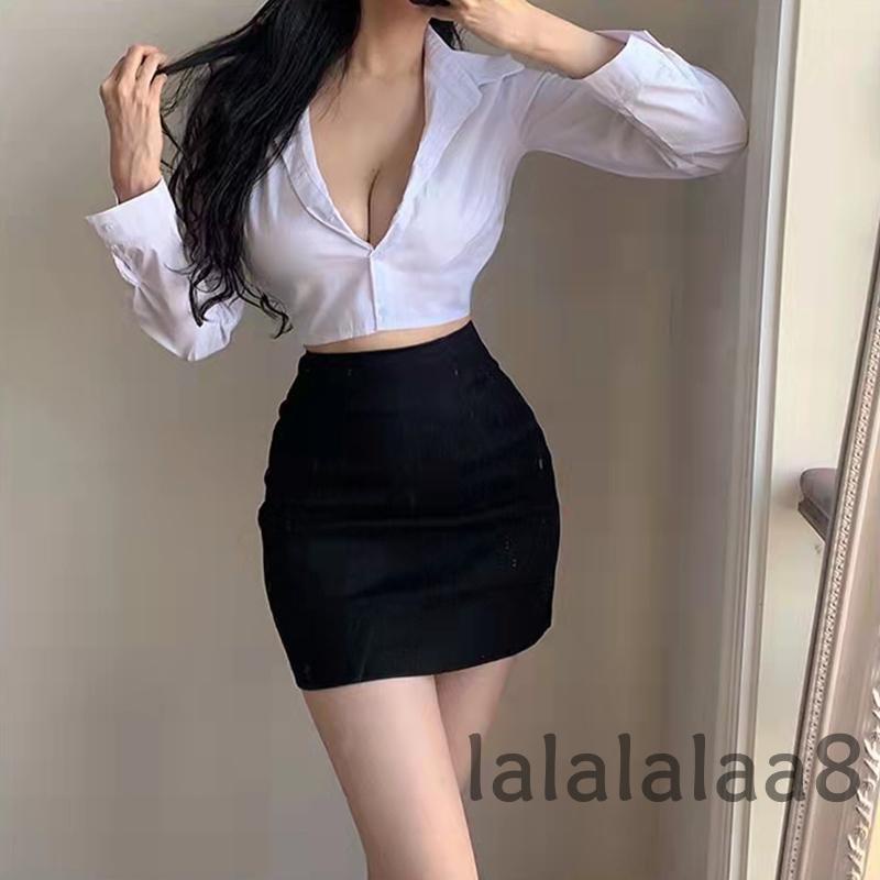Áo Croptop Tay Dài Màu Trơn Phối Nút Dễ Thương Cho Nữ La8-YS-