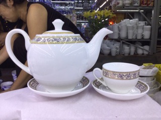 Ấm chén sứ cao cấp