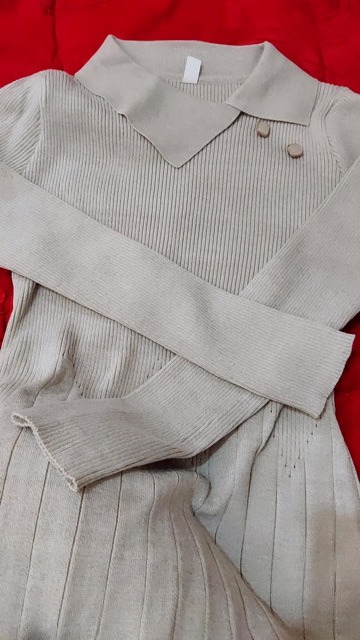 Váy len cổ đức chéo cúc dáng dài xoè vintage