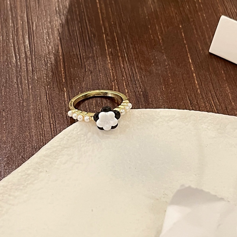 Nhẫn Đính Ngọc Trai Hình Hoa Trà Phong Cách Hàn Quốc Cho Nữ F997