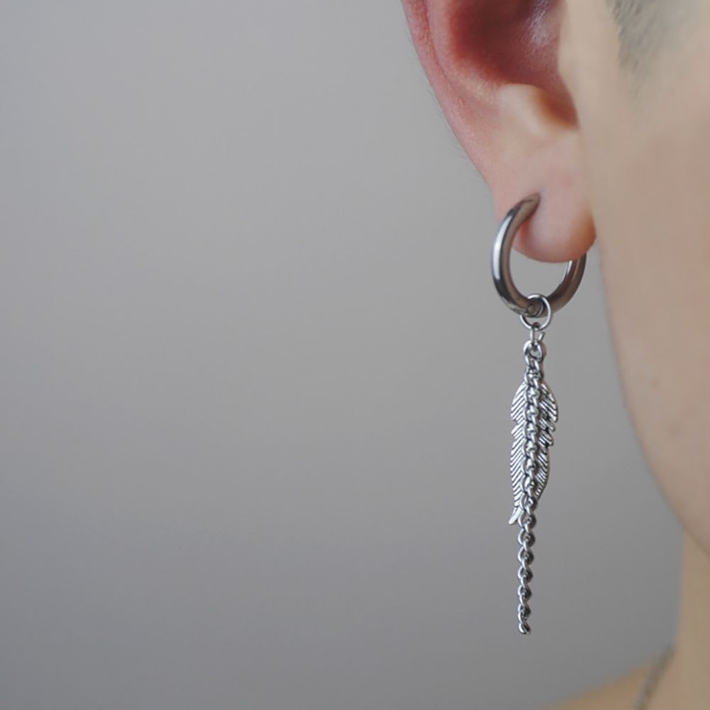 Khuyên tai dạng vòng phối tua rua hình lá cây thời trang cá tính dành cho cả nam và nữ