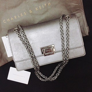 Túi cnk auth size M 