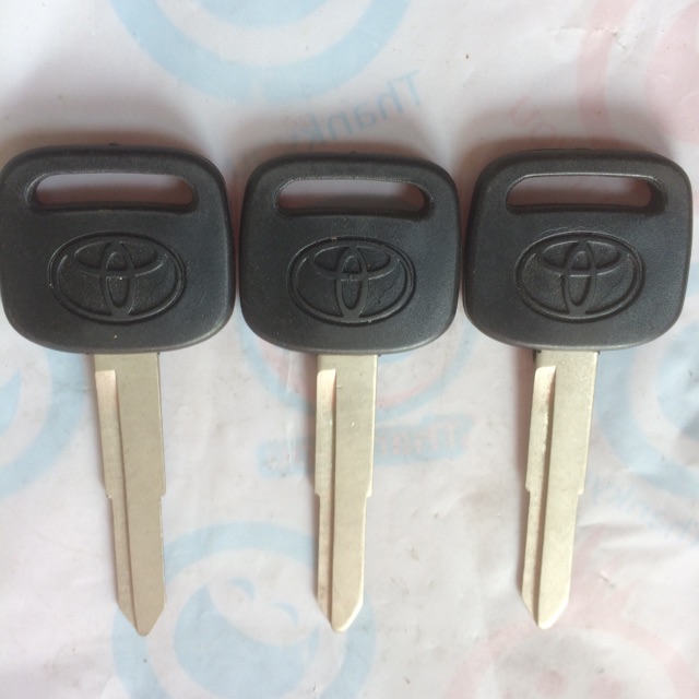 Combo 3 phôi chia khoá Ô.tô ( rảnh phải )