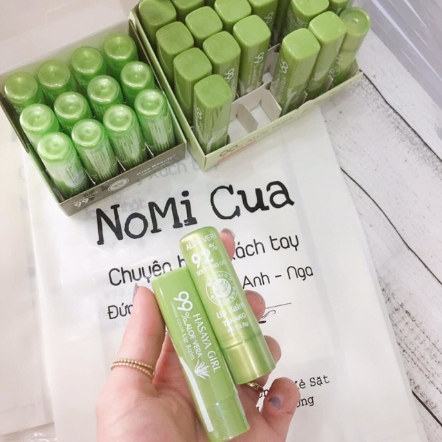 Son dưỡng có màu