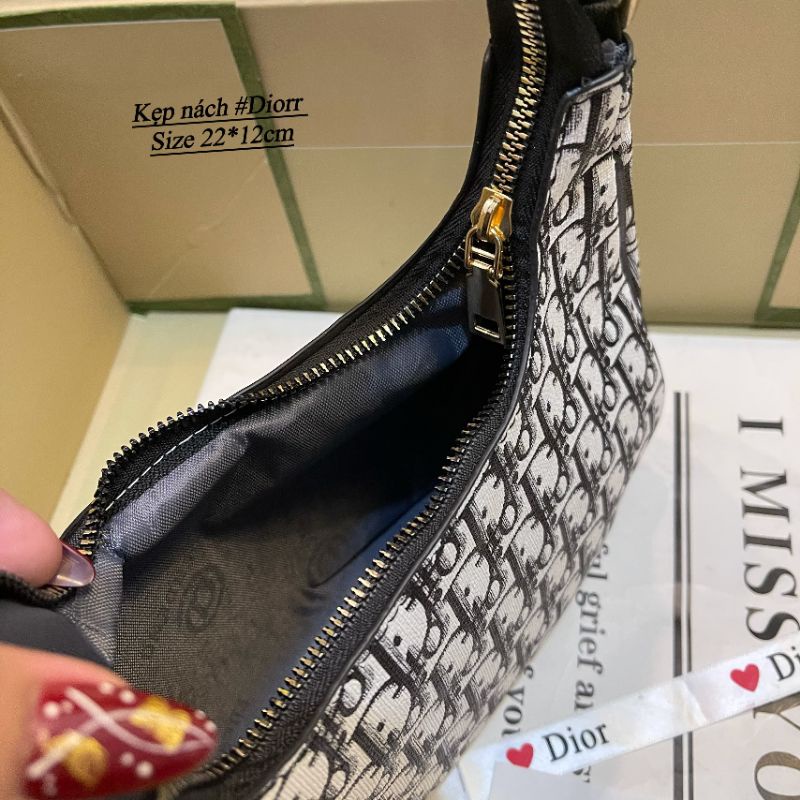 TÚI KẸP NÁCH DIOR BỌC LỤA 2 LỚP SIZE 22