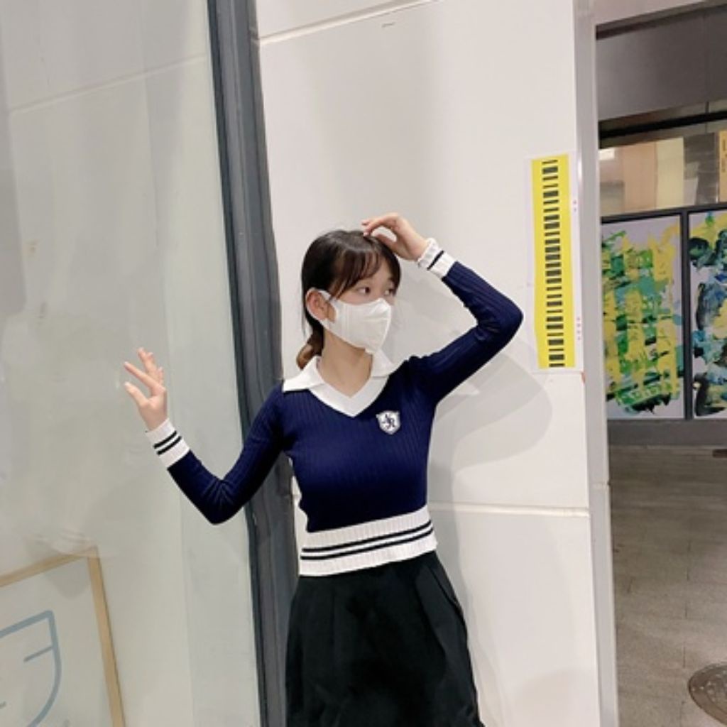 Áo len dài tay dáng croptop trẻ trung năng động hàng order Taobao nhà Oanhdilys