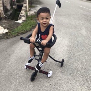 Xe đẩy 3 bánh gấp gọn cho bé Q1902 (Đen trắng)