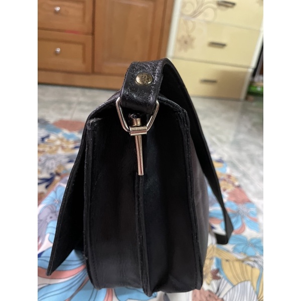 Túi đeo vai dáng dài , da bò mộc dày da đang lên nước bóng đẹp , kiểu sang , túi si kiện NHẬT., sx tại Hàn quốc